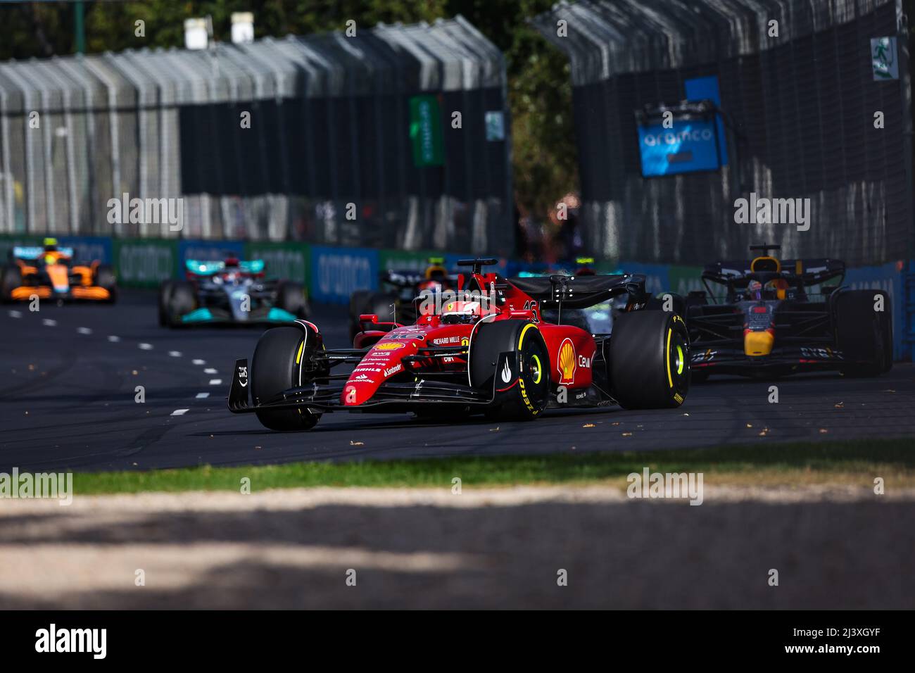 Melbourne, Australia. 10th Apr, 2022. 16 LECLERC Charles (mco), Scuderia Ferrari F1-75, 01 VERSTAPPEN Max (nld), Red Bull Racing RB18, action during the Formula 1 Heineken Australian Grand Prix 2022, 3rd round of the 2022 FIA Formula One World Championship, on the Albert Park Circuit, from April 8 to 10, 2022 in Melbourne, Australia - Photo: Florent Gooden/DPPI/LiveMedia Credit: Independent Photo Agency/Alamy Live News Stock Photo