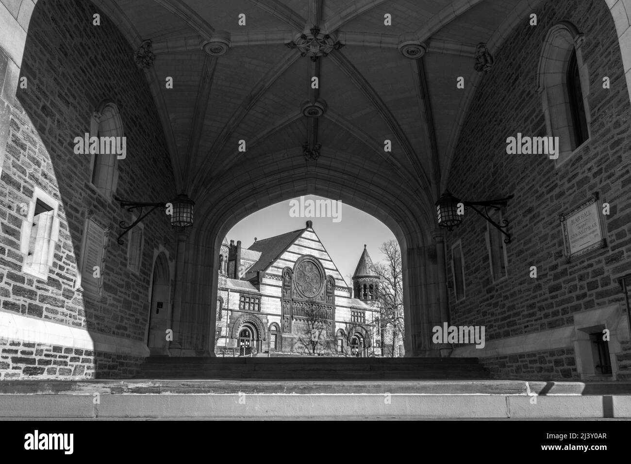 Archways architecture Black and White Stock Photos & Images - Alamy
