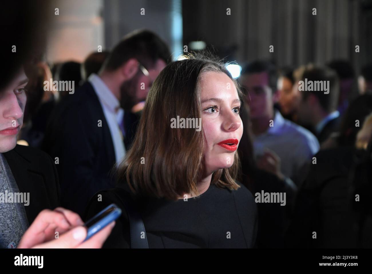 France, PARIS, 2022-04-10. Marine Le PEN during the electoral procession of the first round of the presidential election, she qualifies for the second round Credit: francois pauletto/Alamy Live News Stock Photo