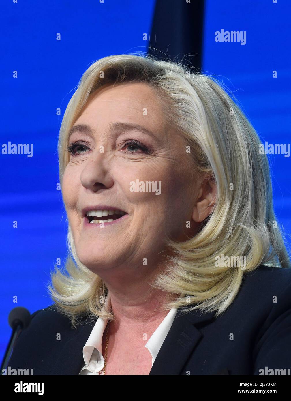 France, PARIS, 2022-04-10. Marine Le PEN during the electoral procession of the first round of the presidential election, she qualifies for the second round Credit: francois pauletto/Alamy Live News Stock Photo