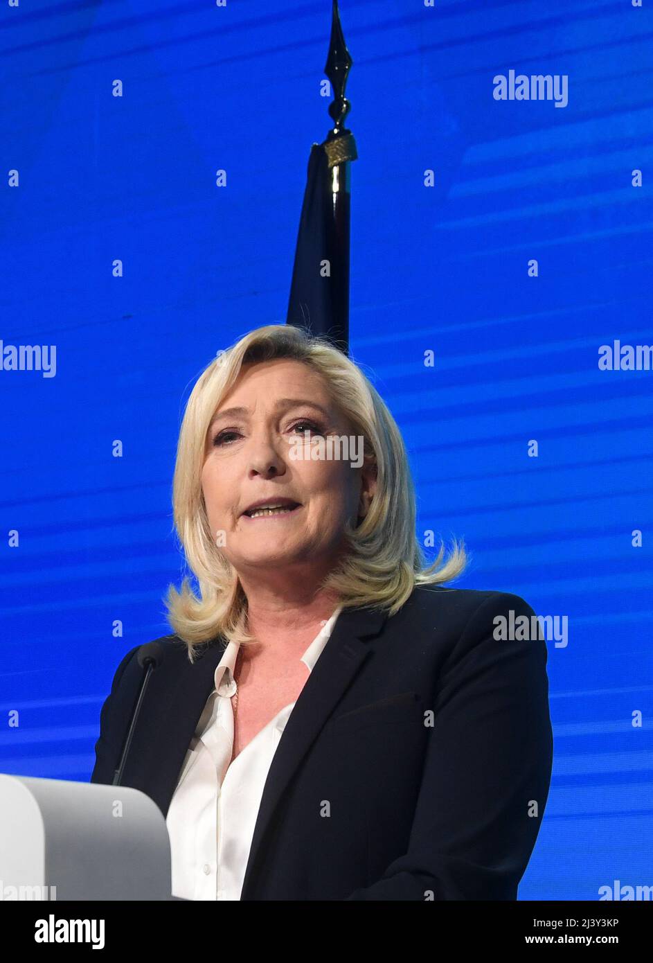 France, PARIS, 2022-04-10. Marine Le PEN during the electoral procession of the first round of the presidential election, she qualifies for the second round Credit: francois pauletto/Alamy Live News Stock Photo