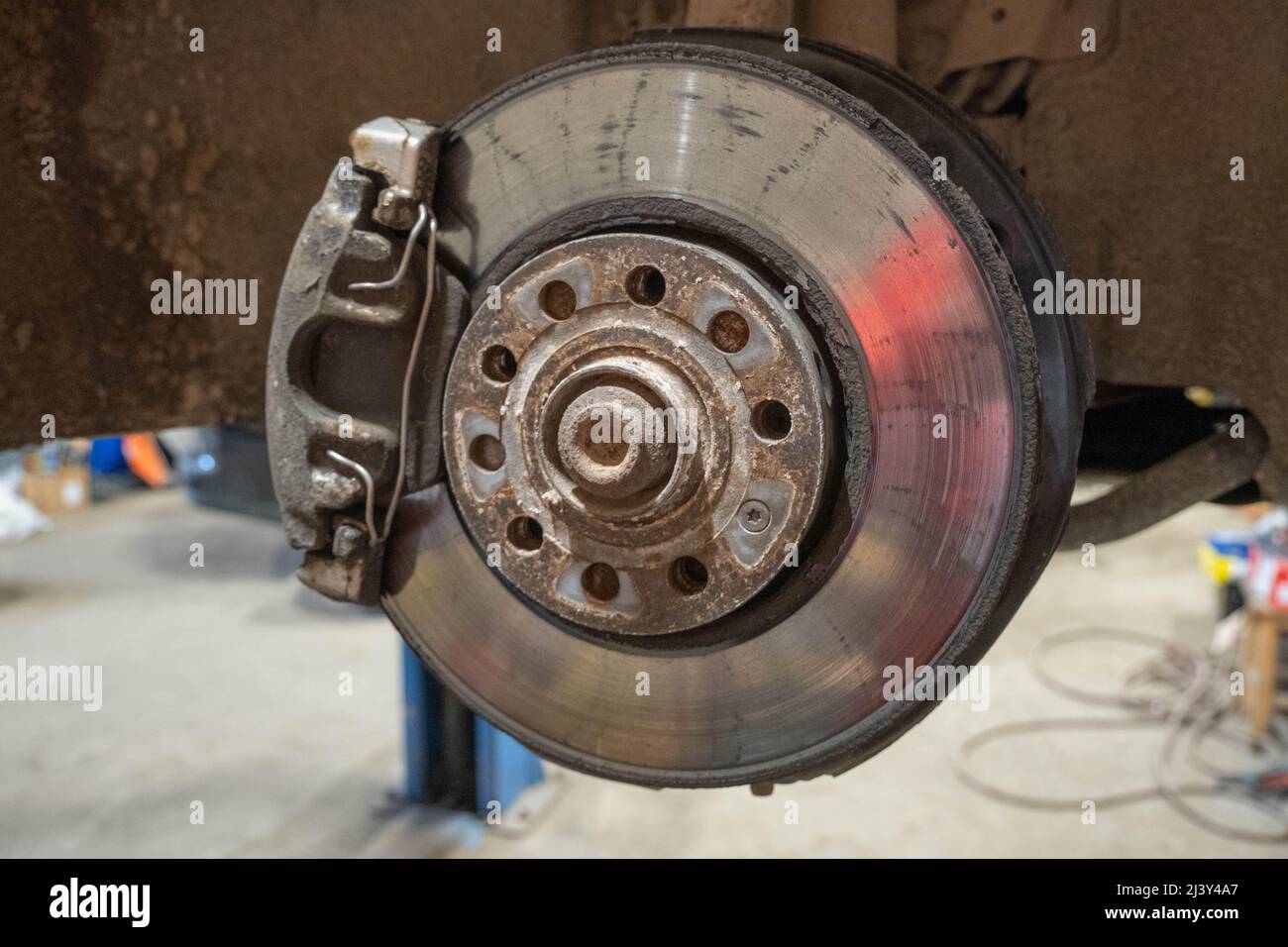 Disc brake of the vehicle for repair, in process of new tire