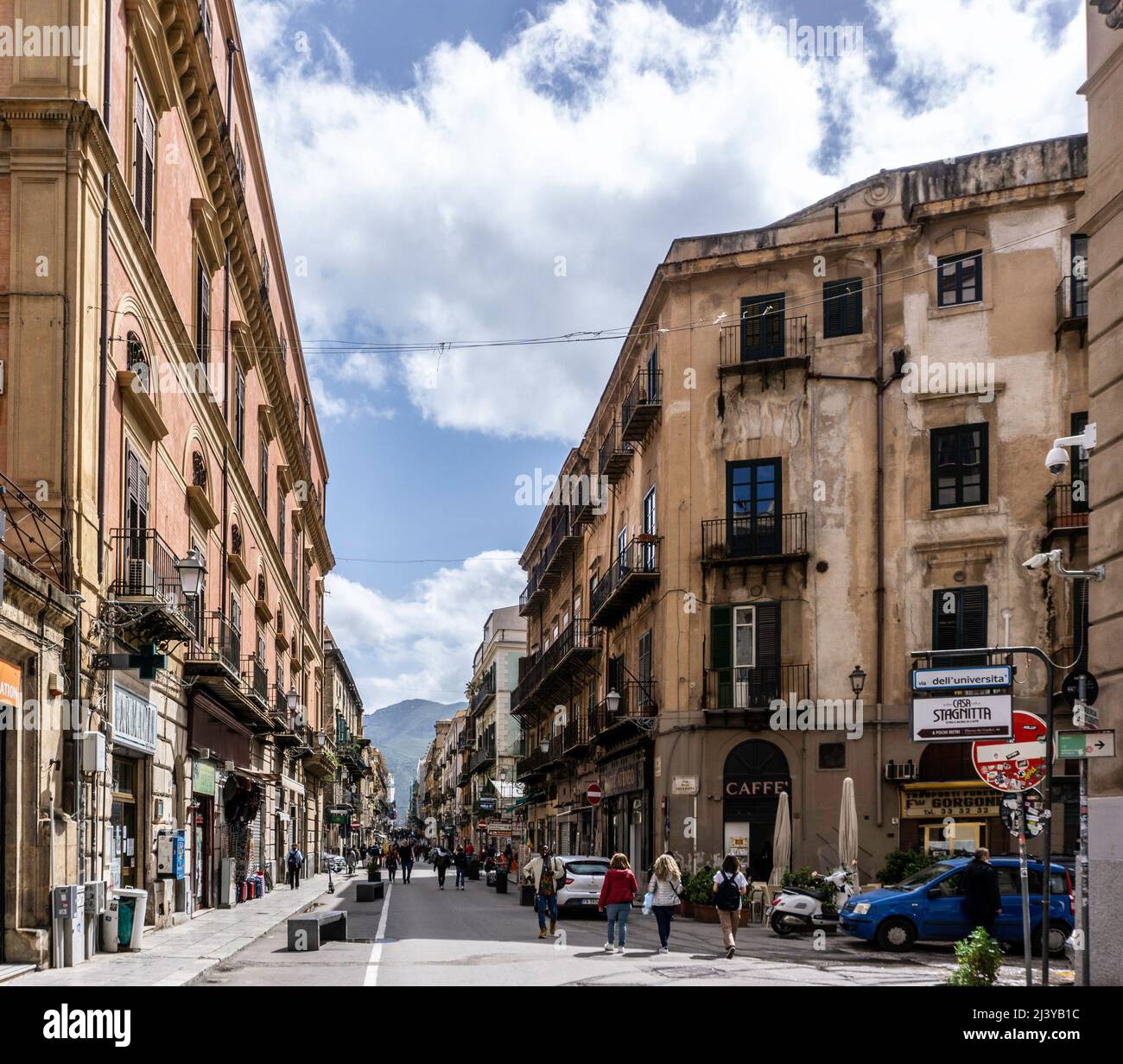 Via Maqueda, Palermo, Sicily, Italy. A pedestrianised street and one of the most popular streets for outdoor dining and  retail shops. Stock Photo