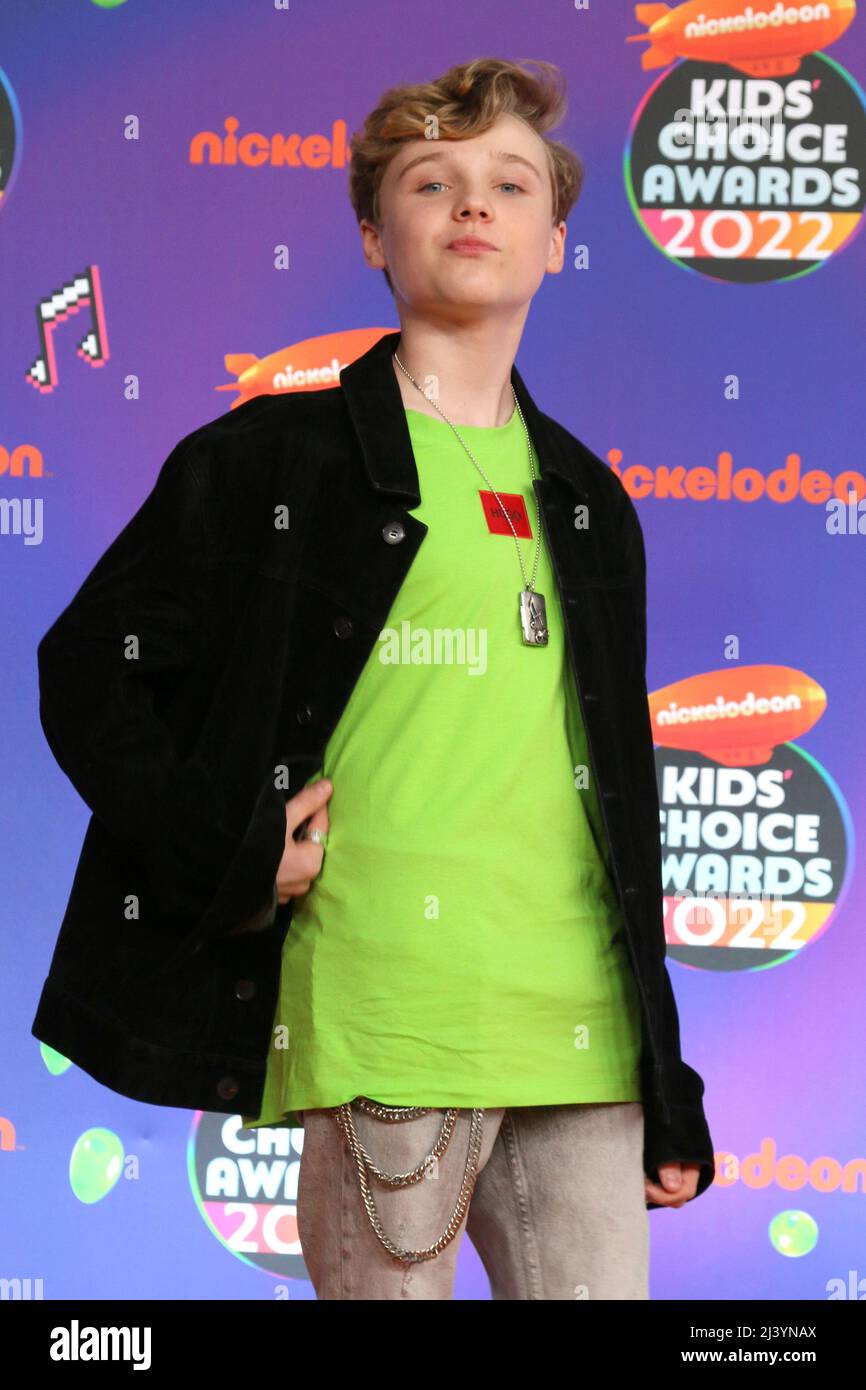 LOS ANGELES - APR 9:  Guest at the 2022 Kids Choice Awards at Barker Hanger on April 9, 2022  in Santa Monica, CA Stock Photo