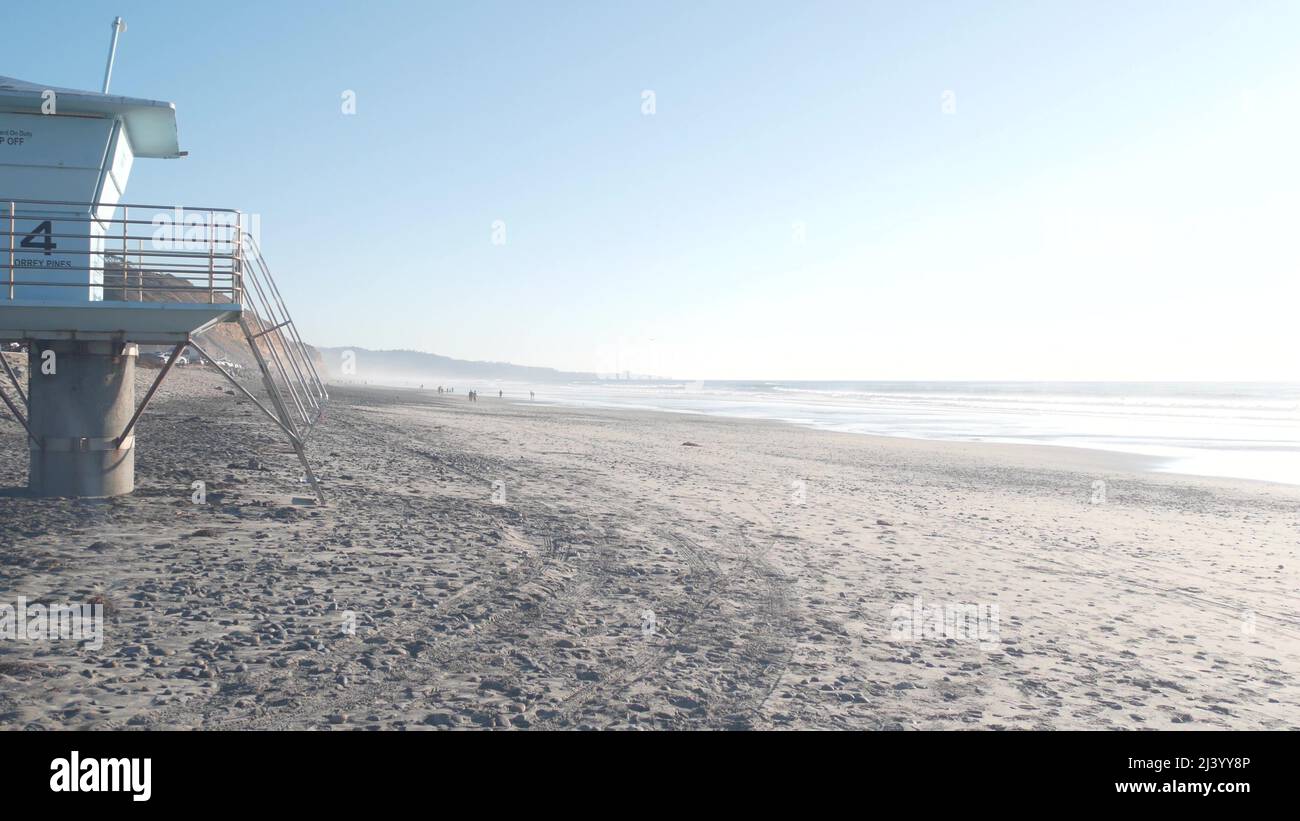 Shoreline erosion house america hi-res stock photography and images - Alamy