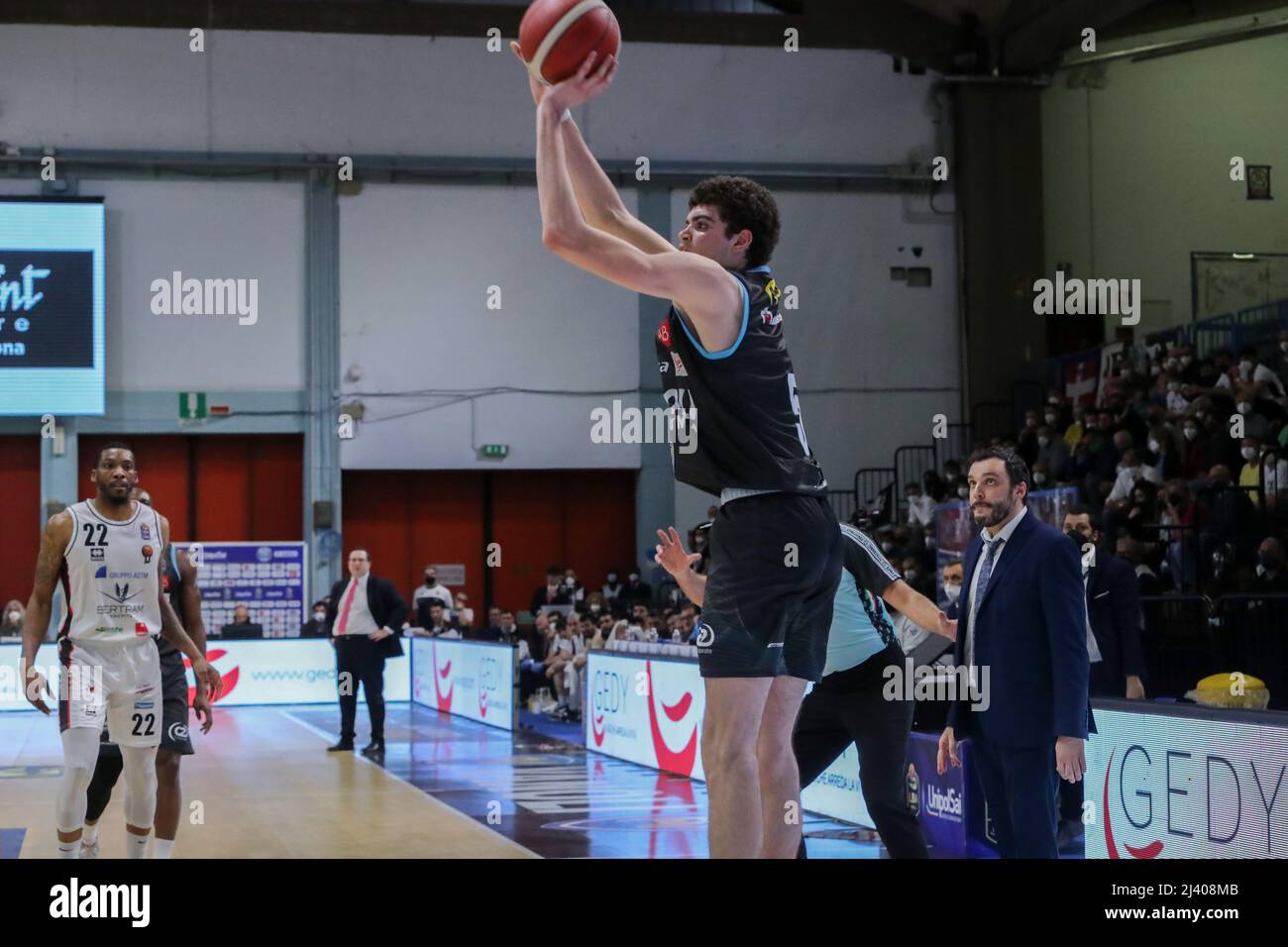 PalaRadi, Cremona, Italy, April 10, 2022, Filippo Gallo (Vanoli Cremona