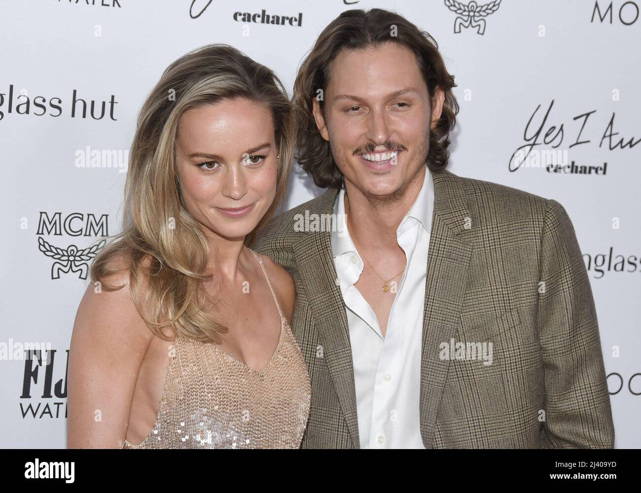 Los Angeles, USA. 10th Apr, 2022. (L-R) Brie Larson and Elijah Allan-Blitz at The Daily Front Row's 6th Annual Fashion Los Angeles Awards held at the Beverly Wilshire in Beverly Hills, CA on Sunday, ?April 10, 2022. (Photo By Sthanlee B. Mirador/Sipa USA) Credit: Sipa USA/Alamy Live News Stock Photo