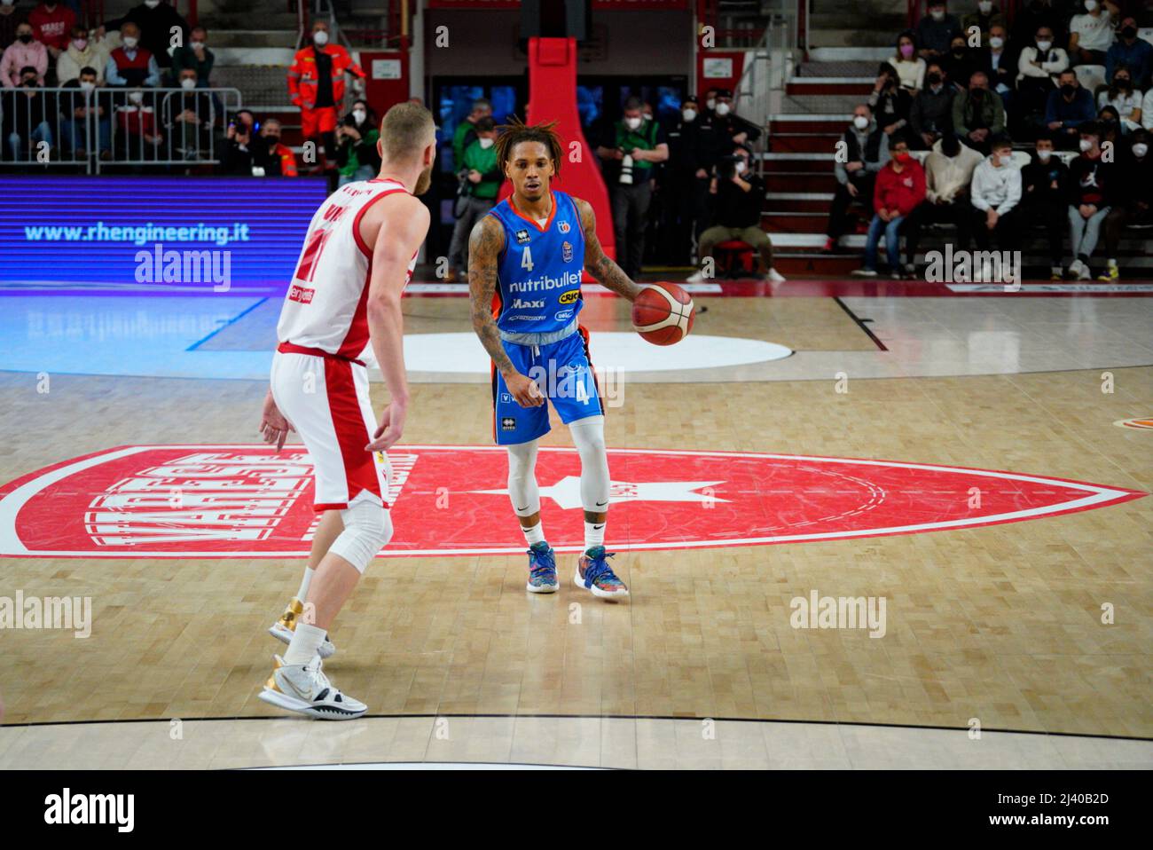 Varese, Italy. 10th Apr, 2022. Russel attack Vene during Openjobmetis