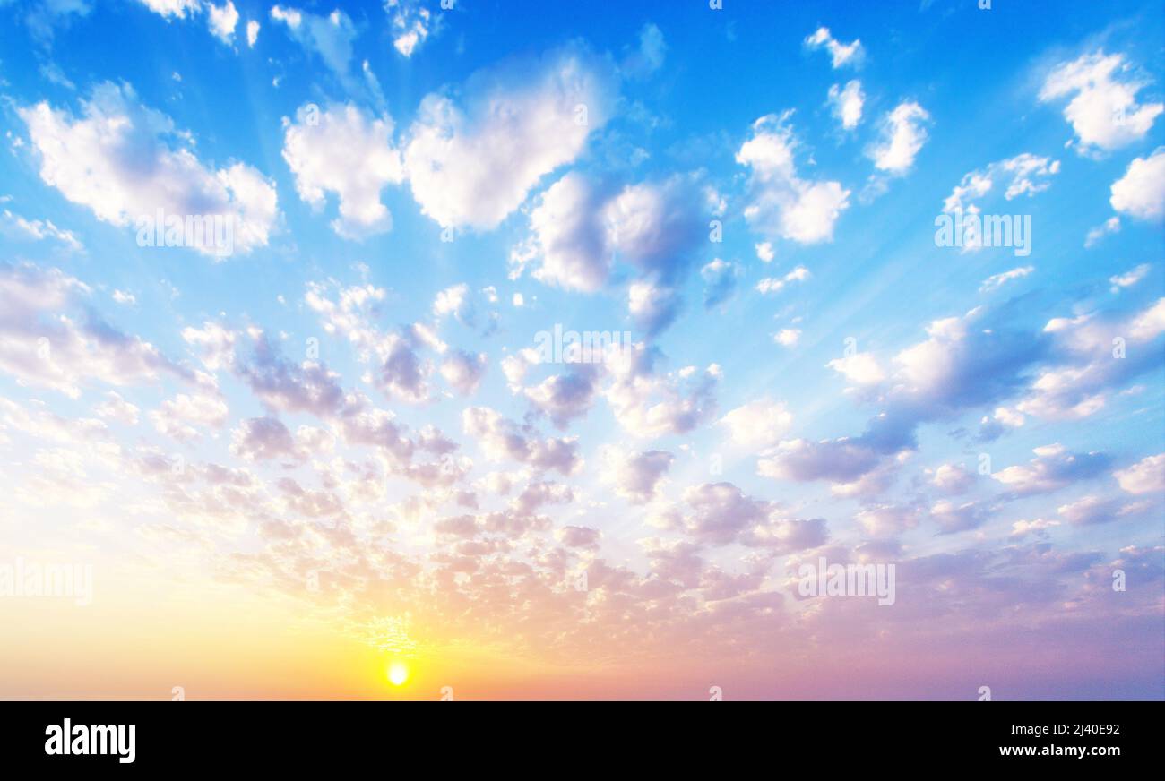 Natural landscape cloudy sky hi-res stock photography and images - Alamy