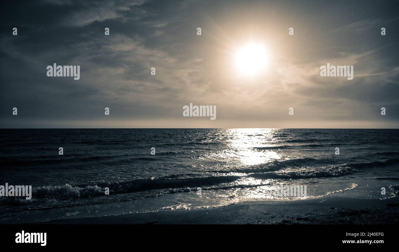 Landscape stormy sky sunset hi-res stock photography and images - Alamy