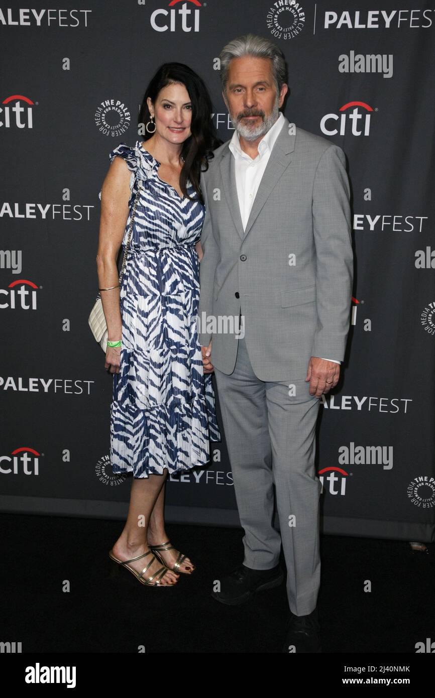 Hollywood, USA. 10th Apr, 2022. Michelle Knapp and Gary Cole attends a ...