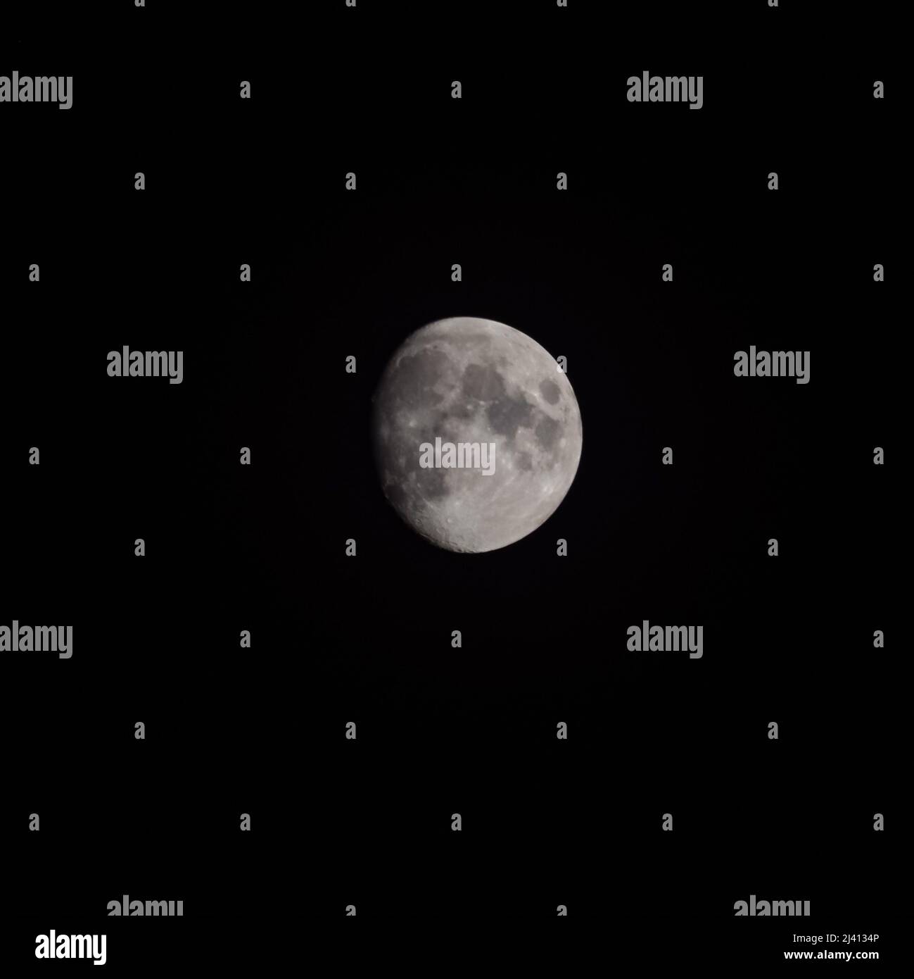Full moon time lapse clouds hi-res stock photography and images - Alamy