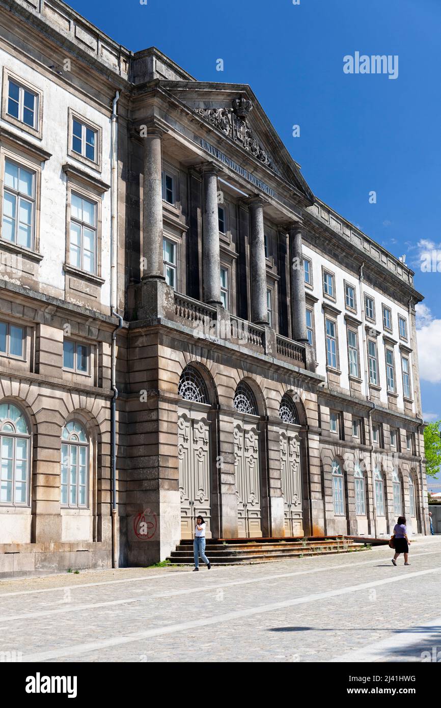The Rectory of The University of Porto (Universidade do Porto) from Jardim  de João Chagas, Porto, Portugal, Europe Stock Photo - Alamy