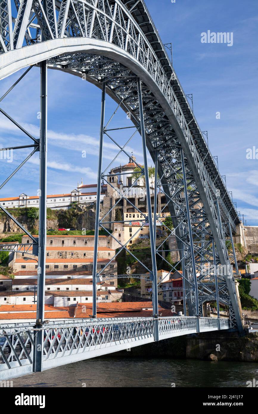 Luís I Bridge (Ponte Luís I) across the Douro River with Mosteiro da Serra do Pilar beyond, Porto, Portugal, Europe Stock Photo
