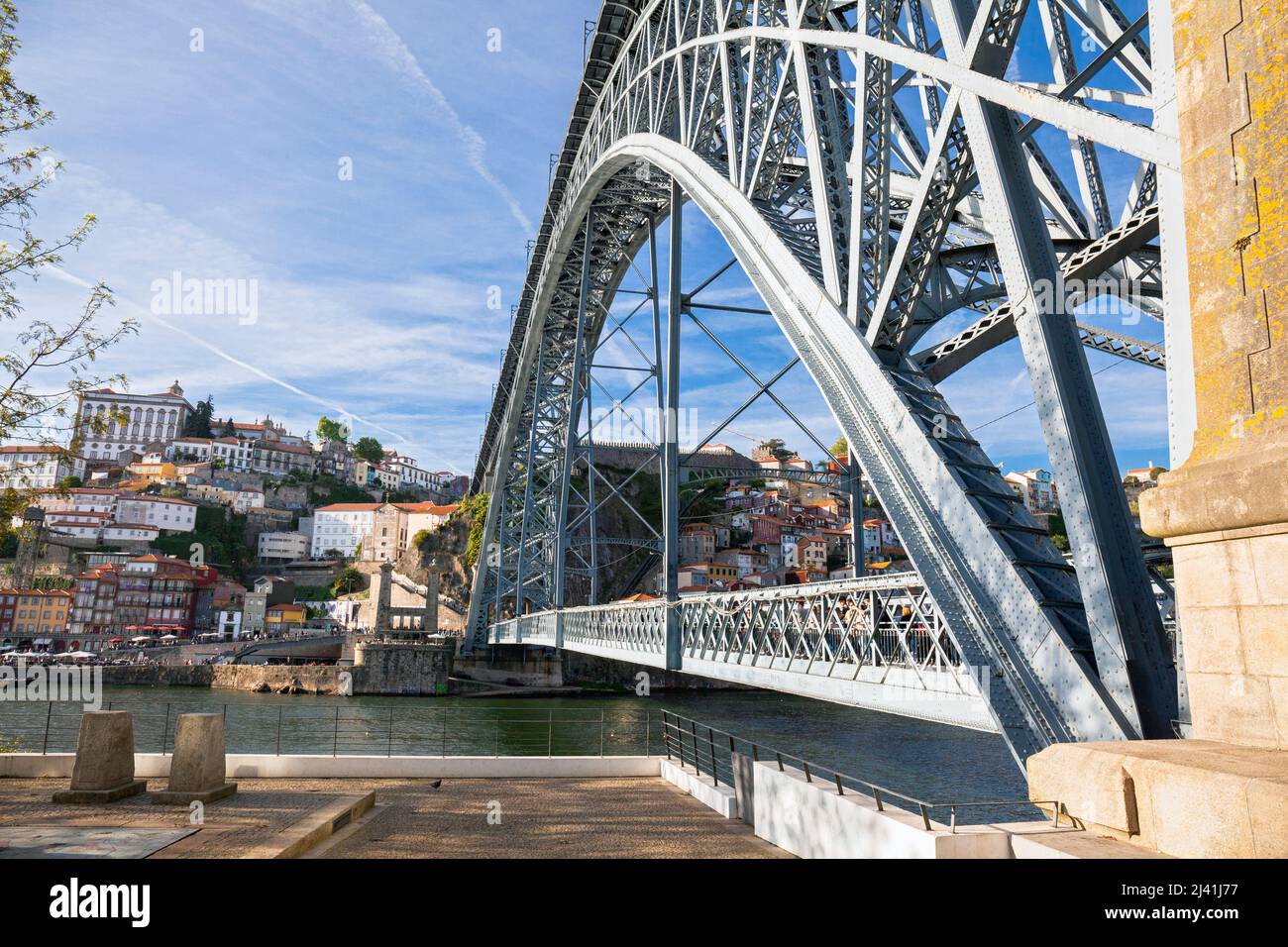 Luís I Bridge (Ponte Luís I) across the Douro River, Vila Nova de Gaia, Porto, Portugal, Europe Stock Photo