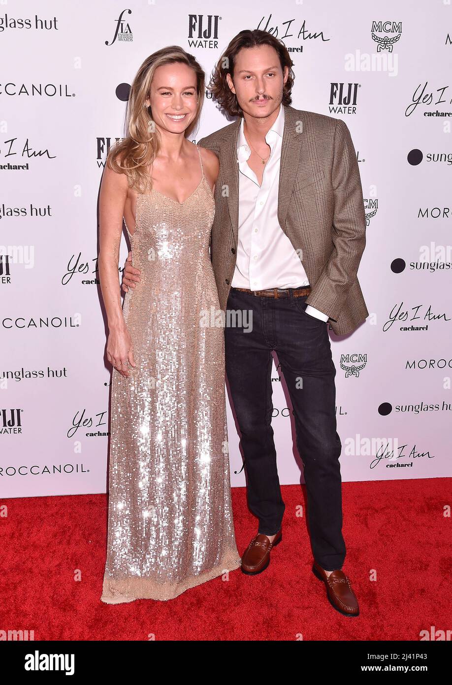 Beverly Hills, Ca. 10th Apr, 2022. (L-R) Brie Larson and Elijah Allan-Blitz attend The Daily Front Row's 6th Annual Fashion Los Angeles Awards at Beverly Wilshire, A Four Seasons Hotel on April 10, 2022 in Beverly Hills, California. Credit: Jeffrey Mayer/Jtm Photos/Media Punch/Alamy Live News Stock Photo