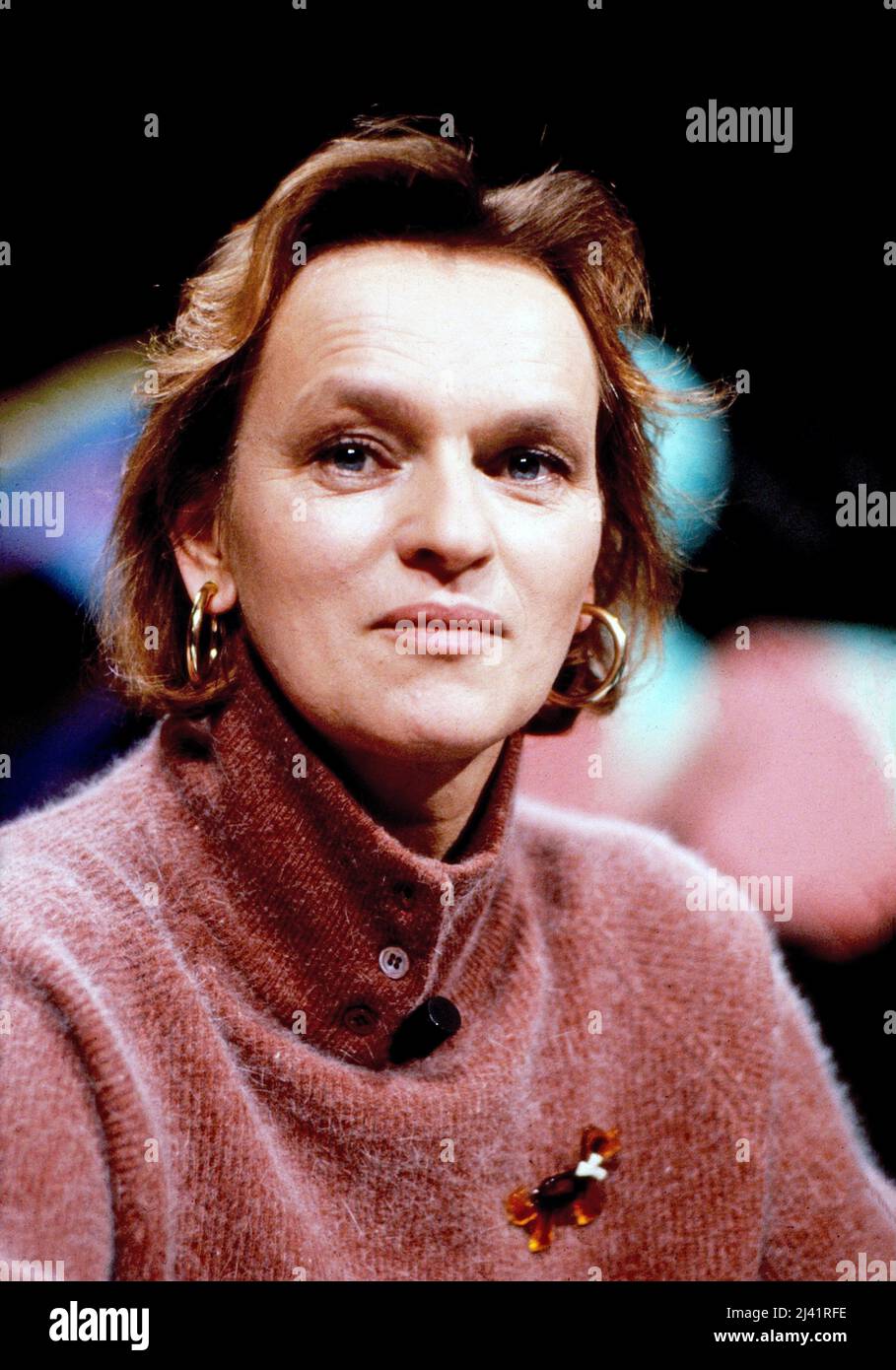 Elke Heidenreich, deutsche Schriftstellerin und Literaturkritikerin, als Gast in einer Talkshow, Deutschland um 2000. Stock Photo