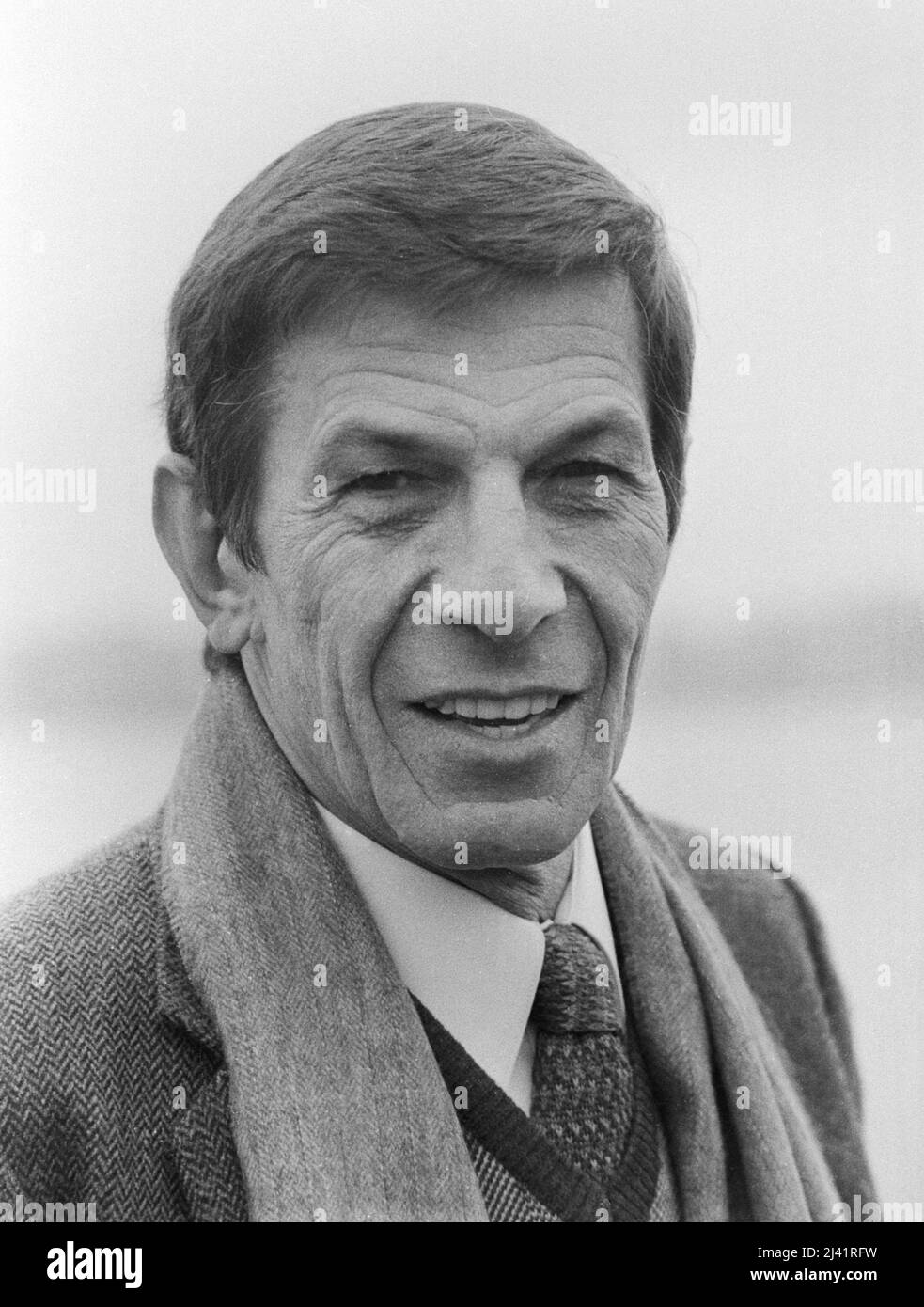 Leonard Nimoy, bekannt als 'Mr. Spock' aus der SciFi-Fernsehserie 'Raumschiff Enterprise', bei einem Besuch in Hamburg, Deutschland um 1989. Stock Photo