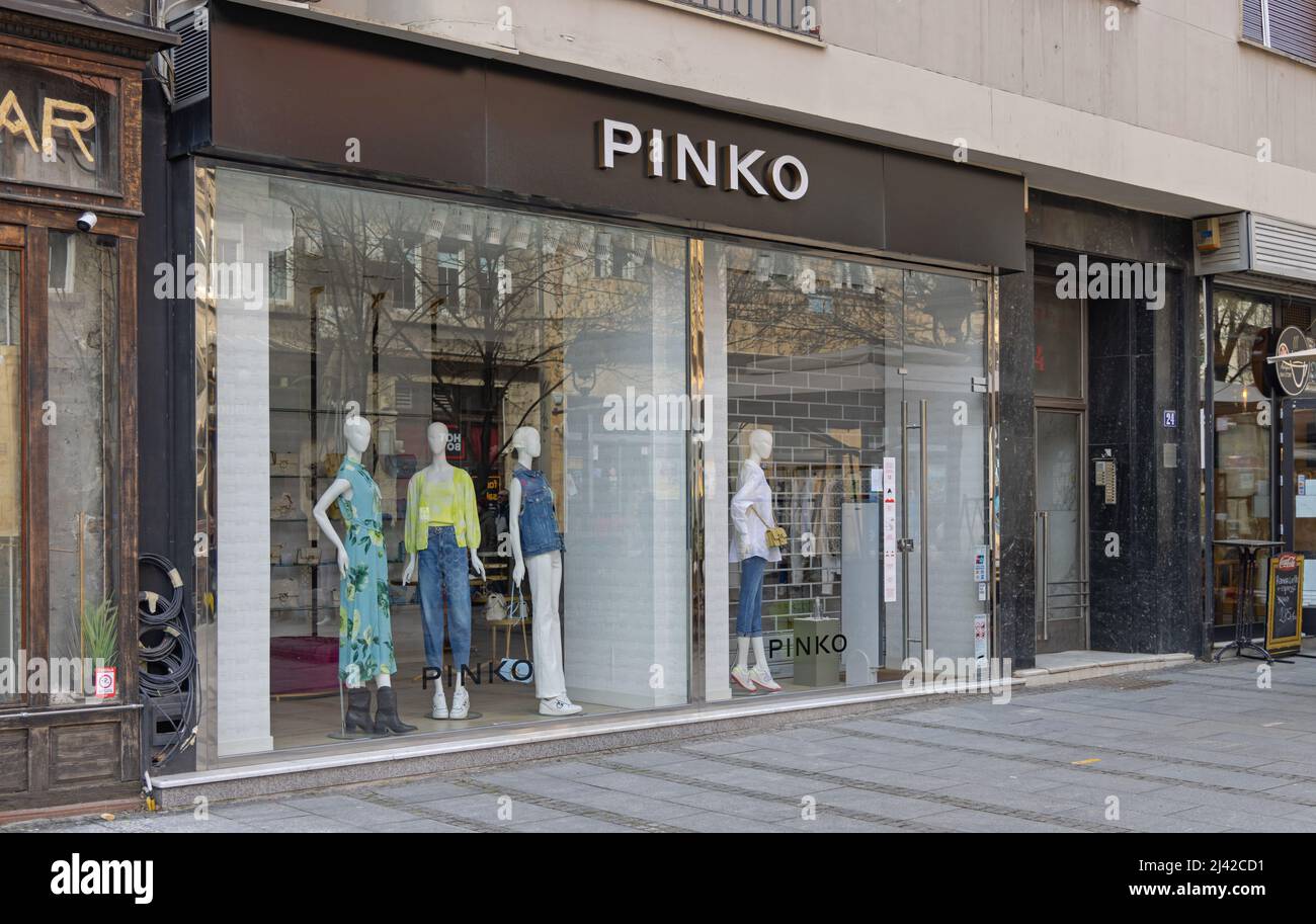 Pinko shop hi-res stock photography and images - Alamy