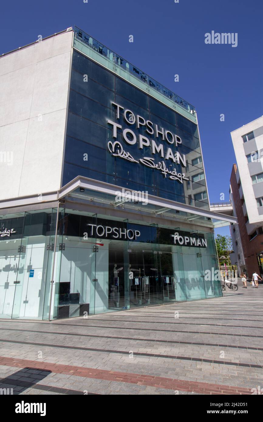 Topshop facade hi-res stock photography and images - Alamy
