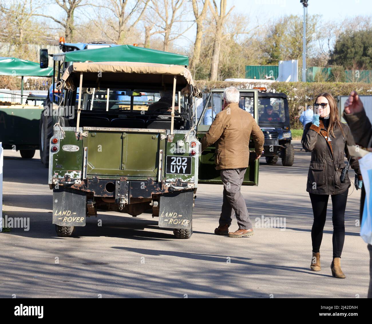 April 2022 - Classic series 2 Land Rover 88 at the Goodwood Member meeting 79. Stock Photo