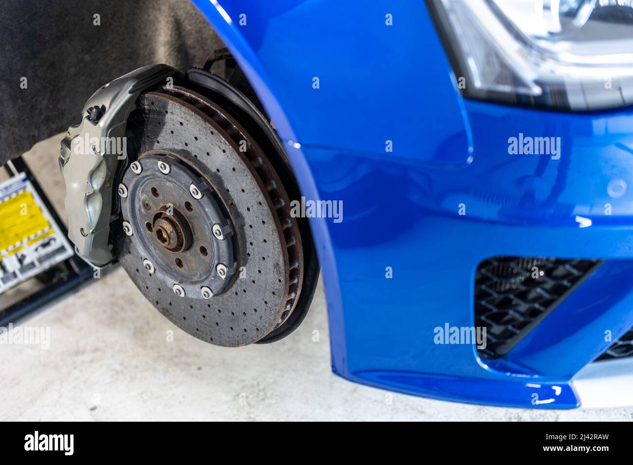 Clutch pedal hi-res stock photography and images - Alamy