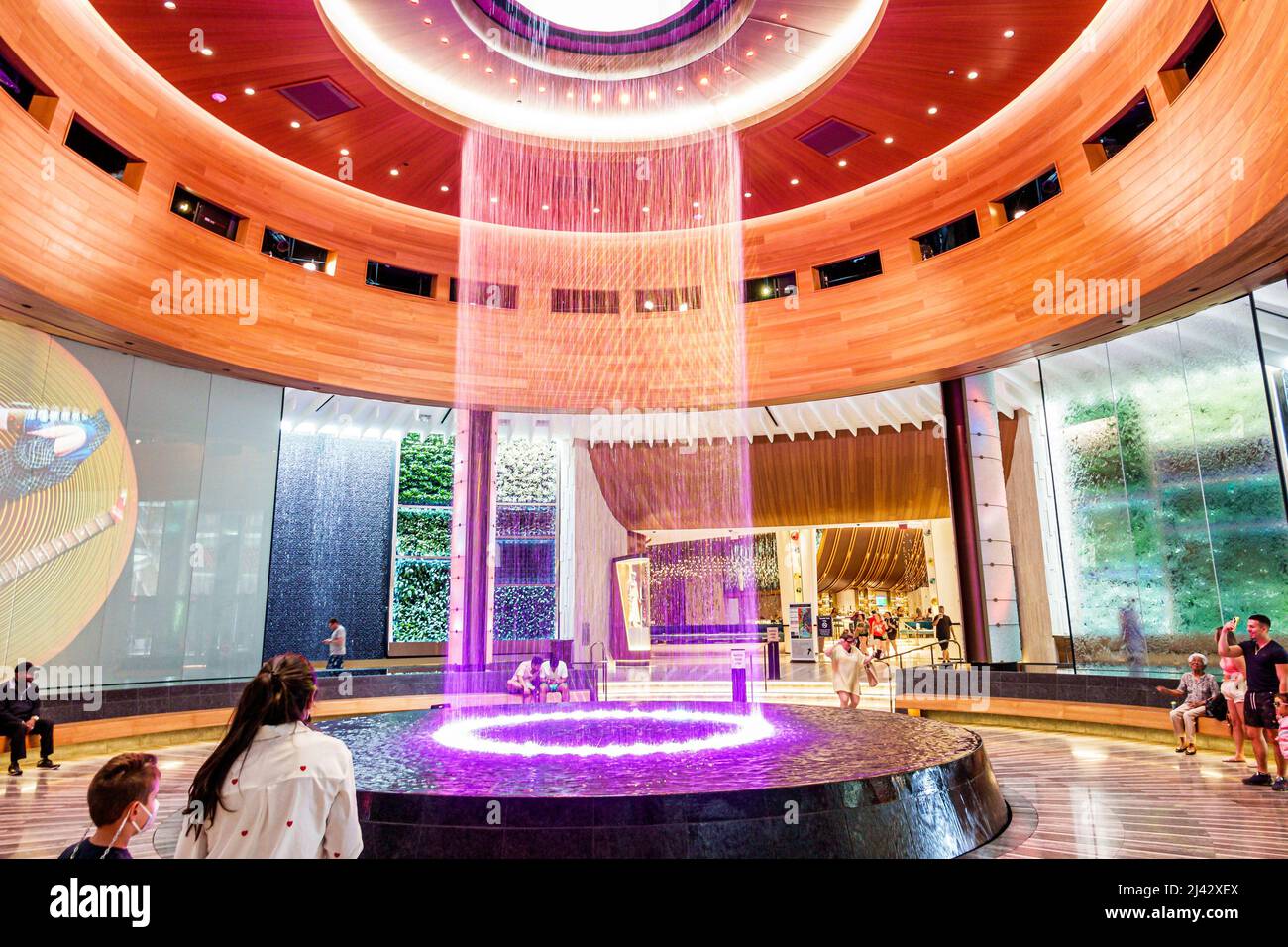 Hollywood Florida Seminole Hard Rock Hotel & Casino tribe tribal reservation inside interior The Oculus waterfall circular water fountain light show l Stock Photo