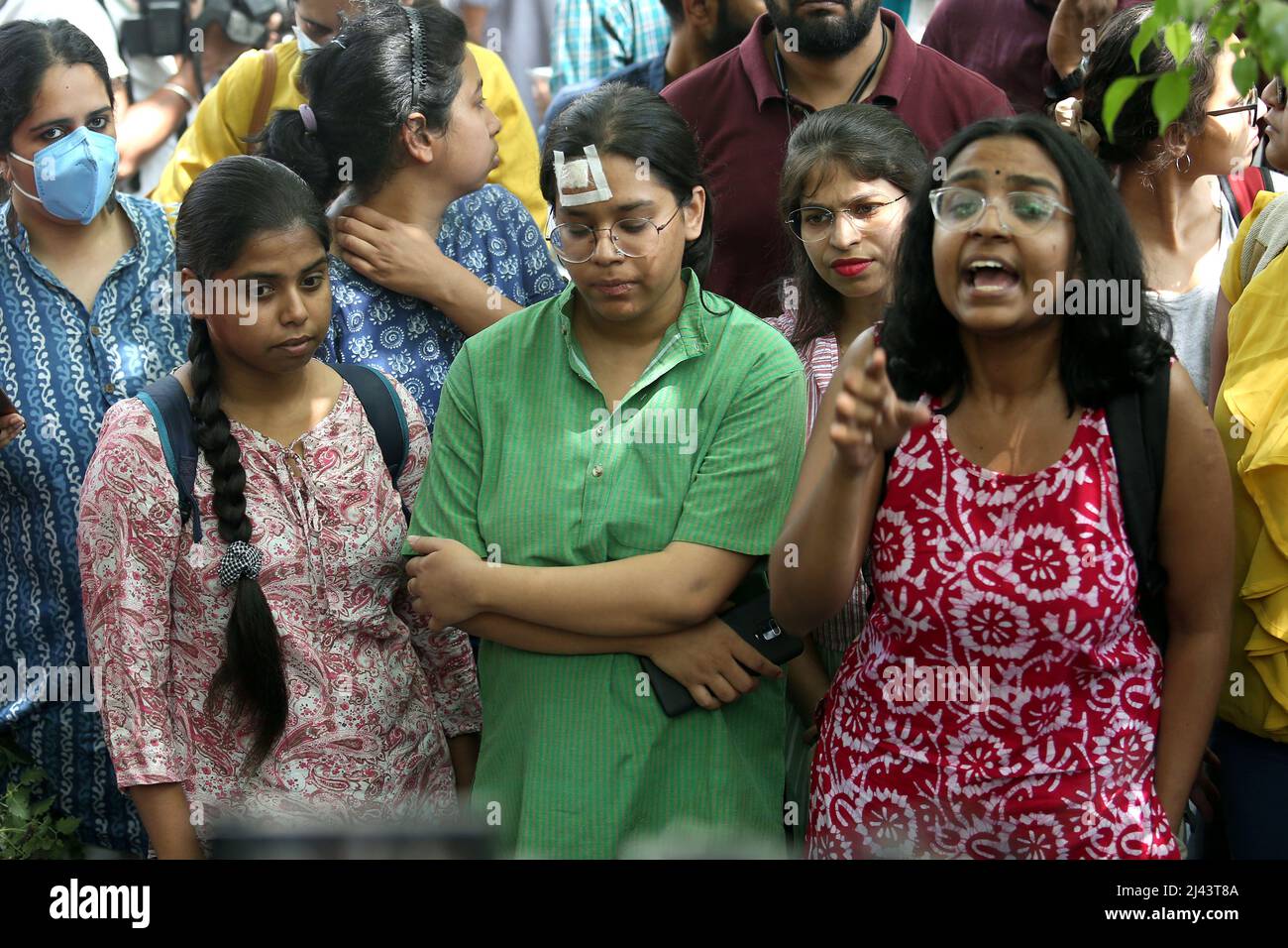 New Delhi, India. 11th Apr, 2022. NEW DELHI, INDIA - APRIL 11: Injured All India Students Association (AISA) students interact with the media outside Jawaharlal Nehru University (JNU) campus on April 11, 2022 in New Delhi, India. The clash between two student groups - a left-wing student union and RSS-linked ABVP (Akhil Bharatiya Vidyarthi Parishad) - over a hostel mess serving chicken for dinner on the occasion of Ram Navmi yesterday left at least six injured. (Photo by Amal KS/Hindustan Times/Sipa USA) Credit: Sipa USA/Alamy Live News Stock Photo