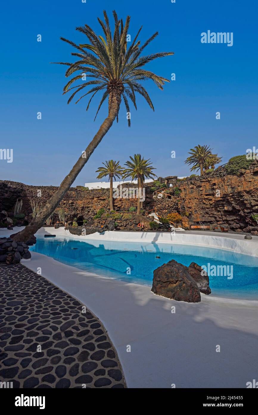 Jameos del Agua, Gartenanlage mit Pool, gestaltet von César Manrique