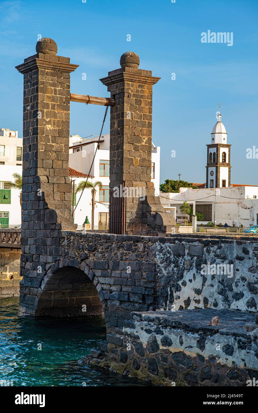 Puente de las Bolas, Zugbrücke vor dem Kastell, Castillo de San Gabriel