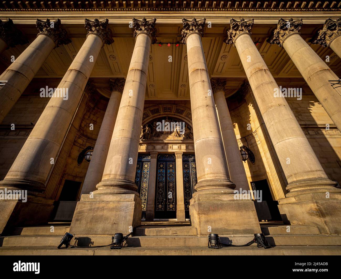 Corinthian columns of the portico at the entrance to  Leeds Town Hall, West Yorkshire. UK Stock Photo