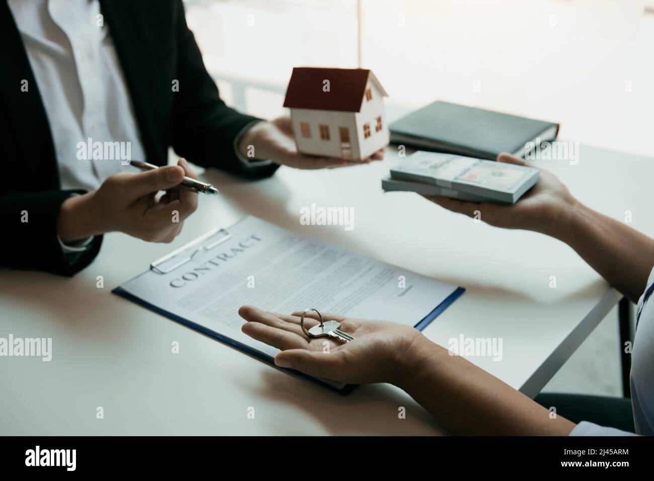 Home agents are sending pens to customers signing a contract to buy a