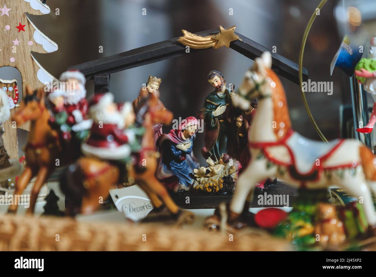 Toy miniature baby jesus birth Stock Photo Alamy