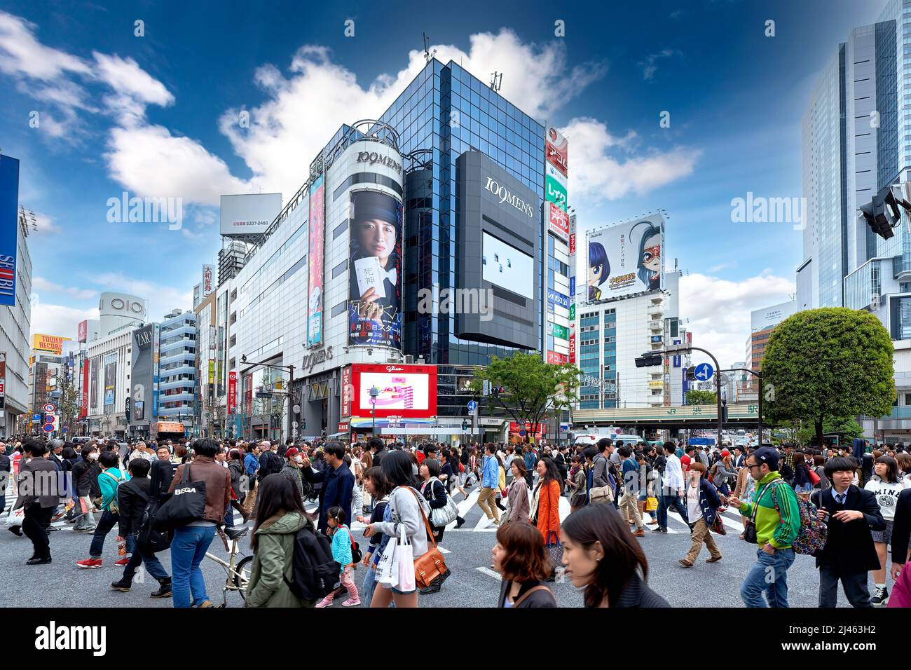 Japan. Tokyo. Shibuya Crossing at rush hour Stock Photo