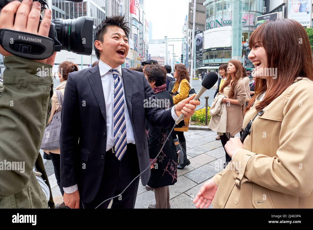 Japan. Tokyo. TV interview in Ginza district Stock Photo