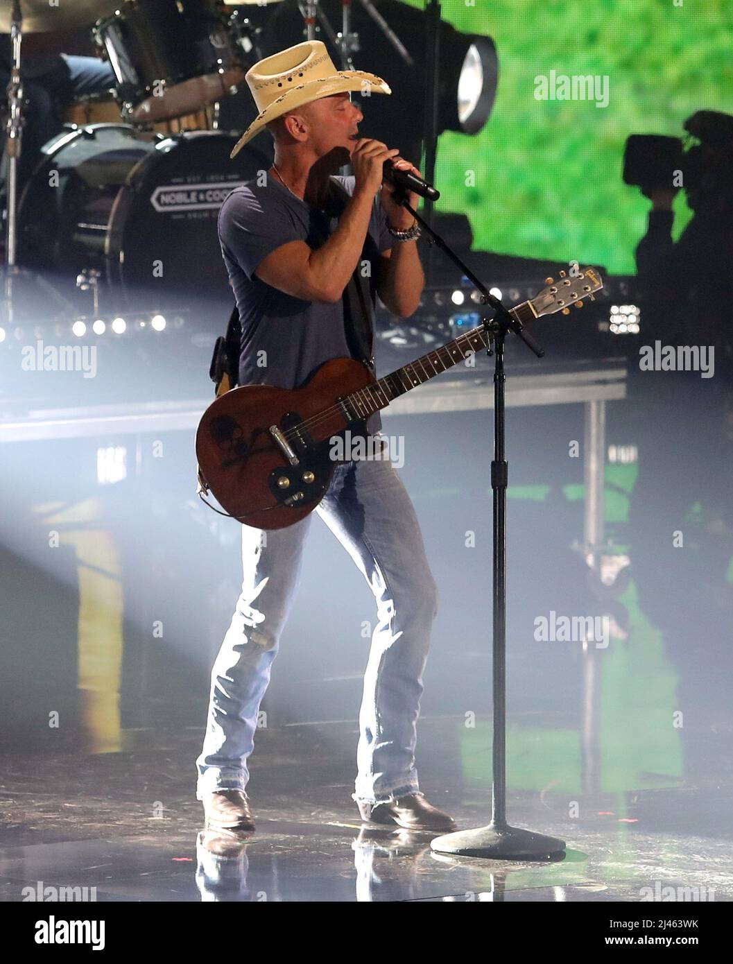 Nashville, TN, USA. 11th Apr, 2022. Kenny Chesney on stage for 2022 CMT