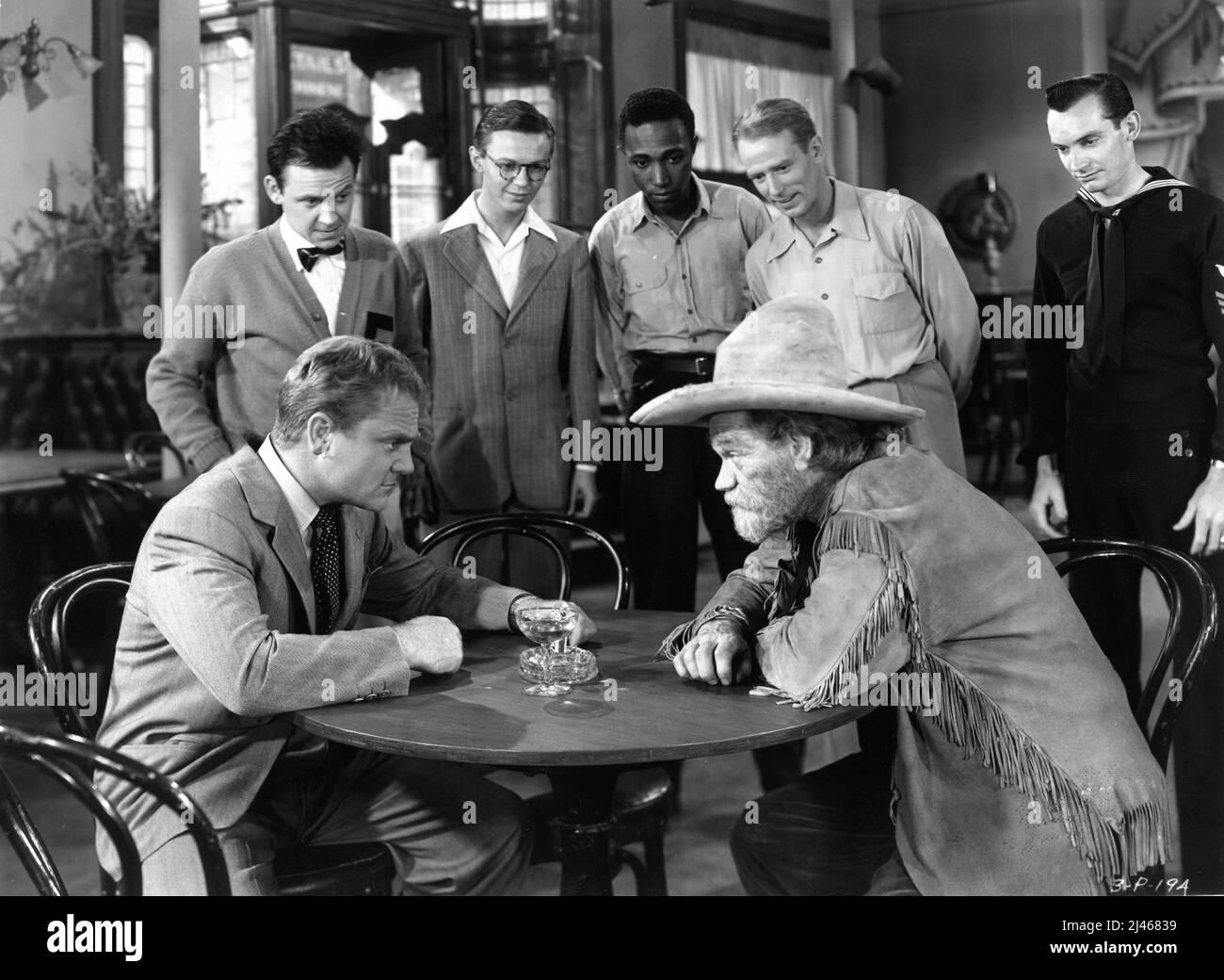 JAMES CAGNEY and JAMES BARTON in THE TIME OF YOUR LIFE 1948 director H.C. POTTER Pulitzer Prize play William Saroyan adaptation Nathaniel Curtis William Cagney Productions / United Artists Stock Photo