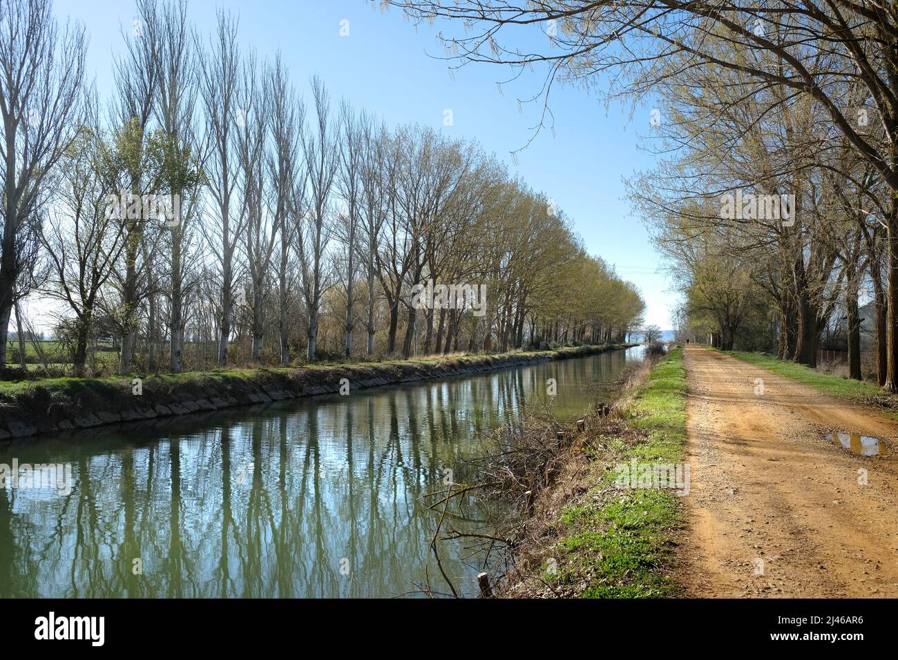 Canal of Castile - Canal de Castilla - near the town of Becerril de Campos, Castile and León, Spain Stock Photo