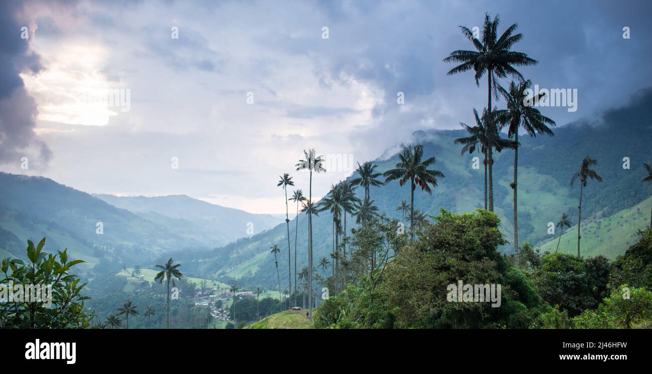 Colombian scenery hi-res stock photography and images - Alamy