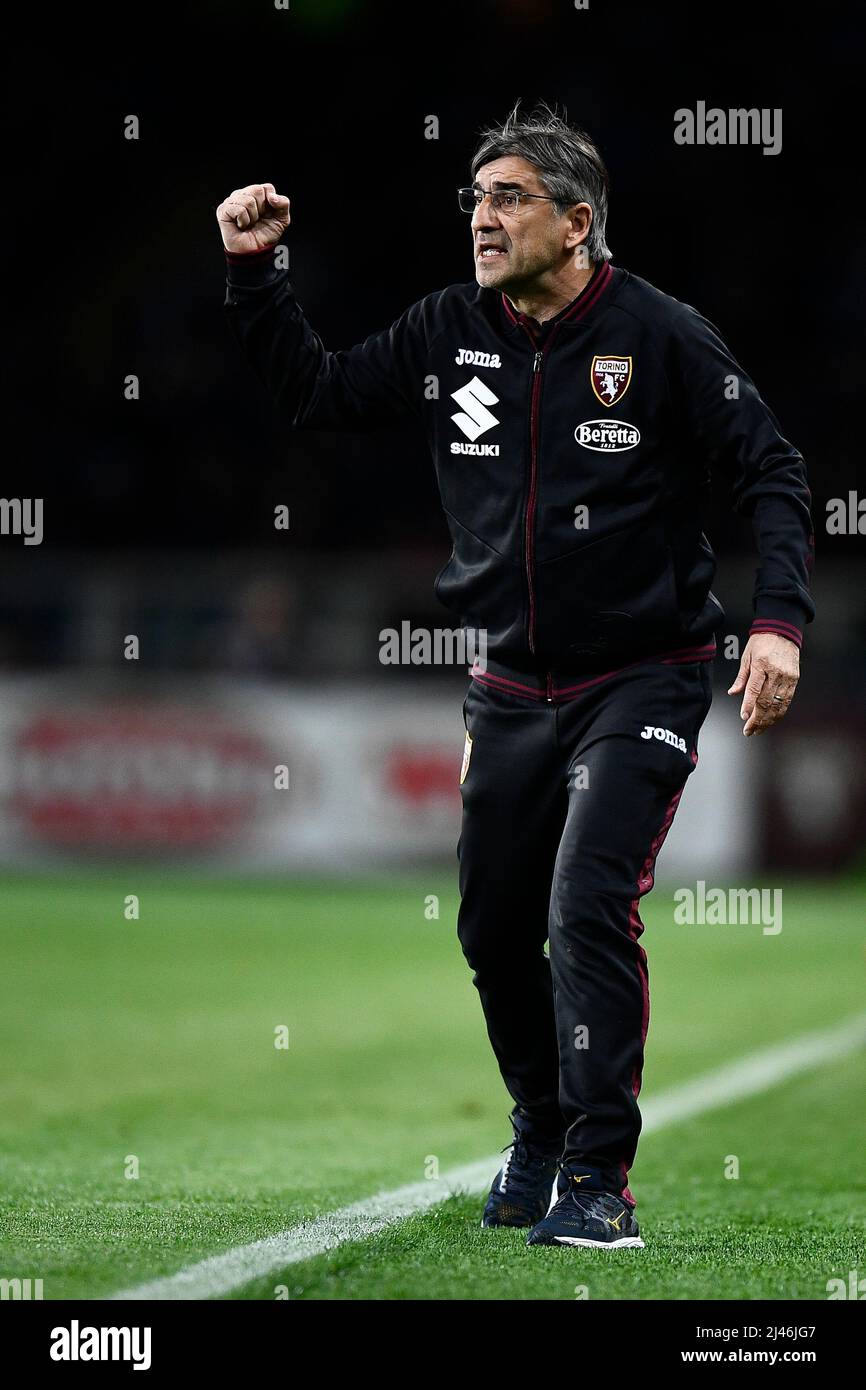 Turin, Italy. 10 April 2022. Ivan Juric, head coach of Torino FC, reacts  during the Serie A football match between Torino FC and AC Milan. The match  ended 0-0 tie. Credit: Nicolò
