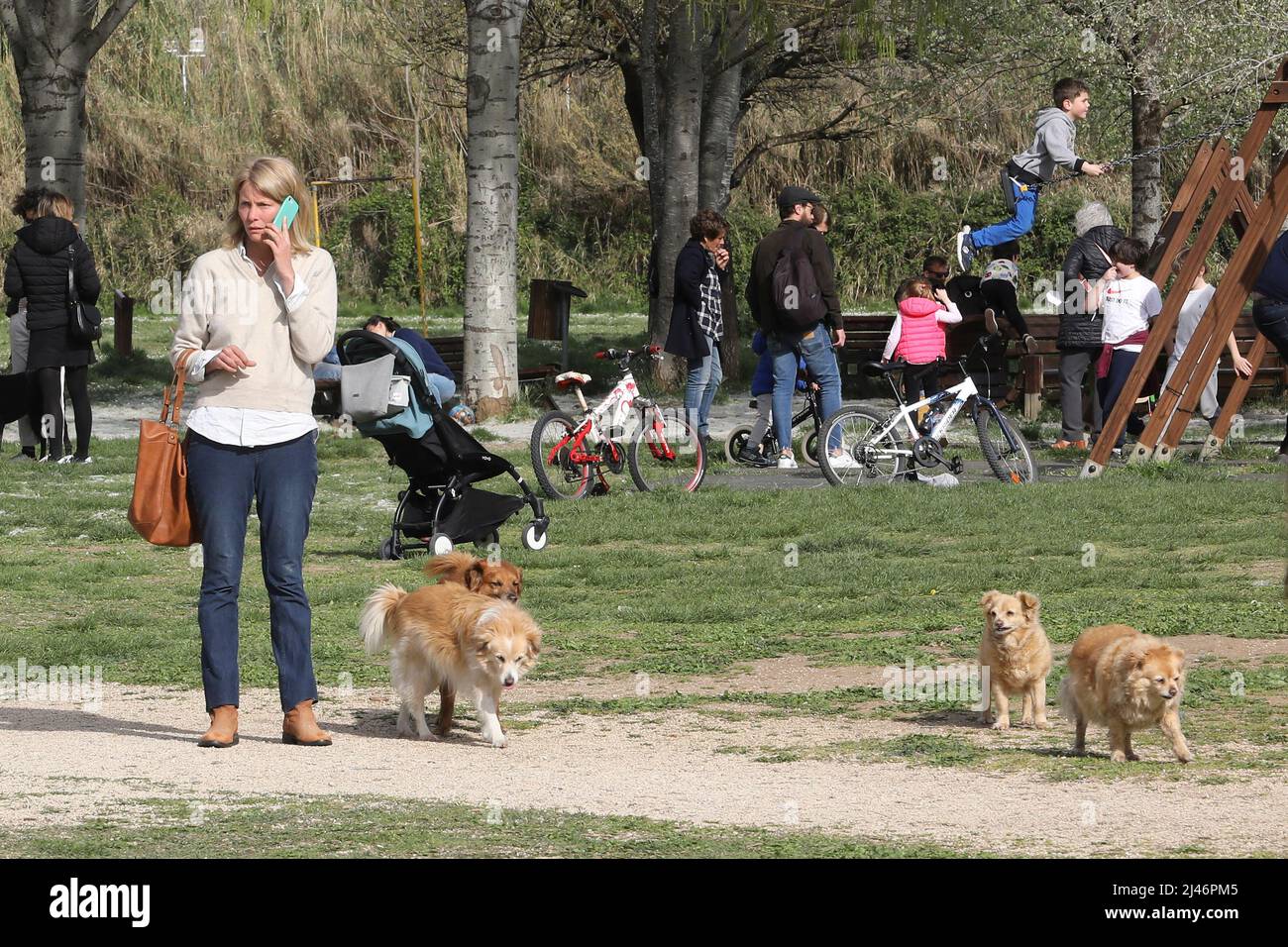 Rome, Italy. 12th Apr, 2022. Rome, Flavia Vento returns to her beloved dogs after having abandoned 'La Pupa and the Nerdy Show'. Credit: Independent Photo Agency/Alamy Live News Stock Photo