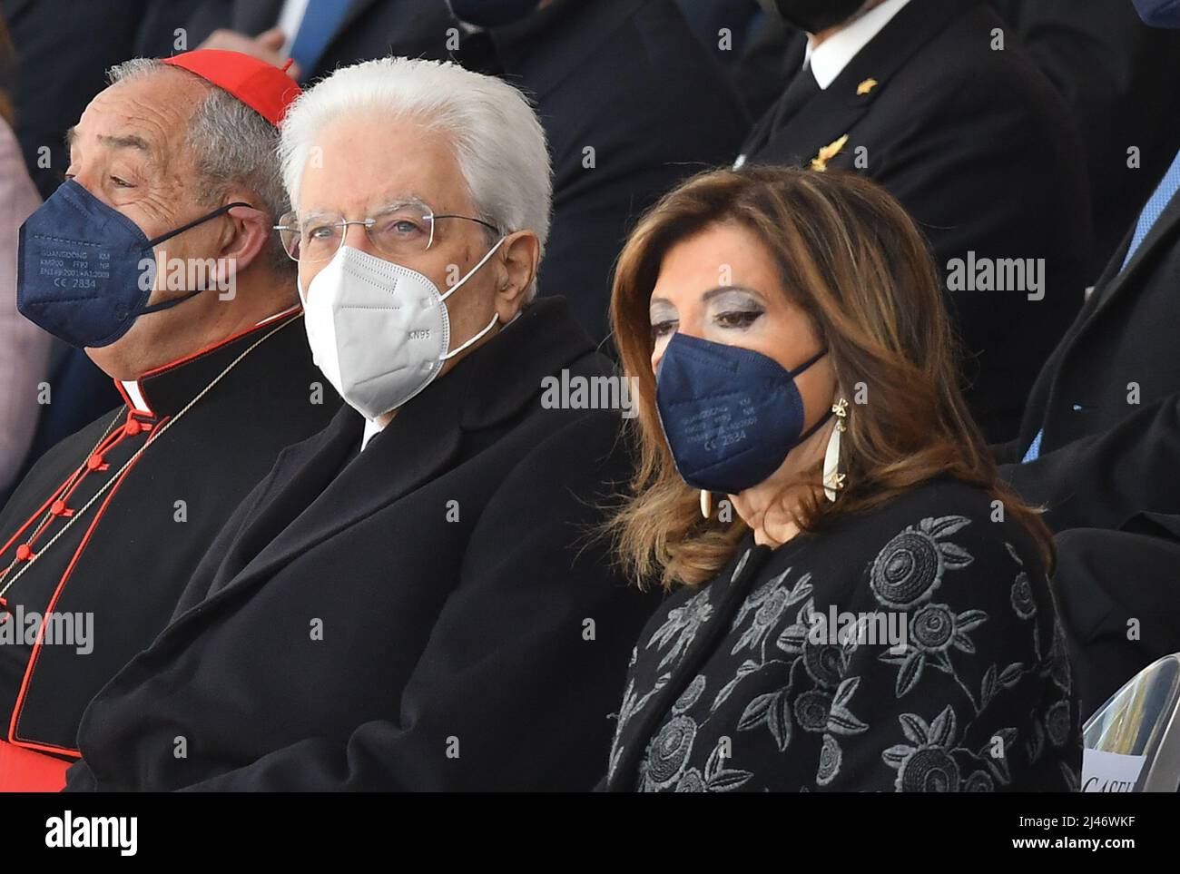 Rome, Italy. 12th Apr, 2022. Rome, Party for the 170th anniversary of the Pictured Police Corps: Sergio Mattarella, Elisabetta Alberti Casellati Credit: Independent Photo Agency/Alamy Live News Stock Photo