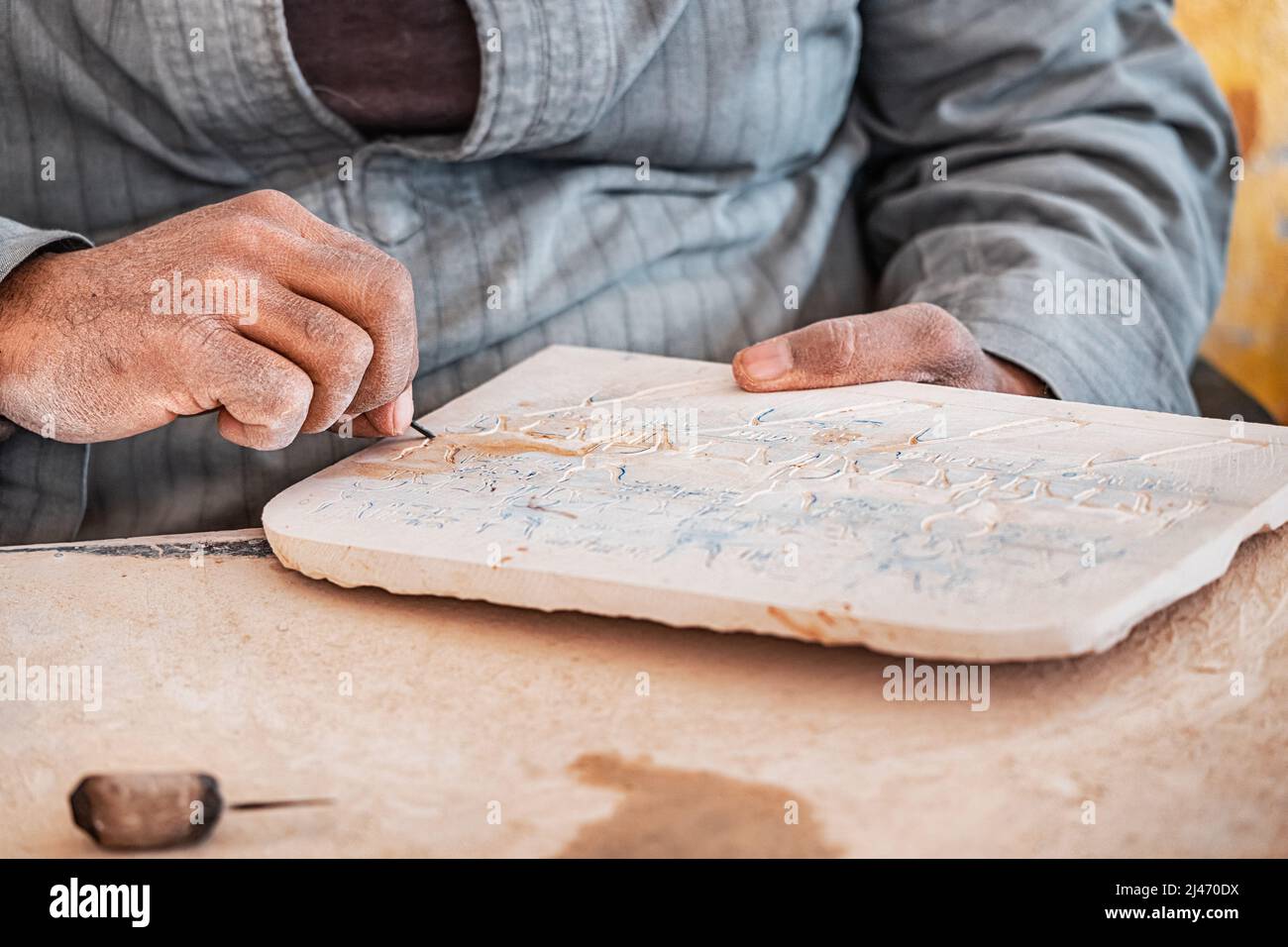 Egyptian chisel hires stock photography and images Alamy