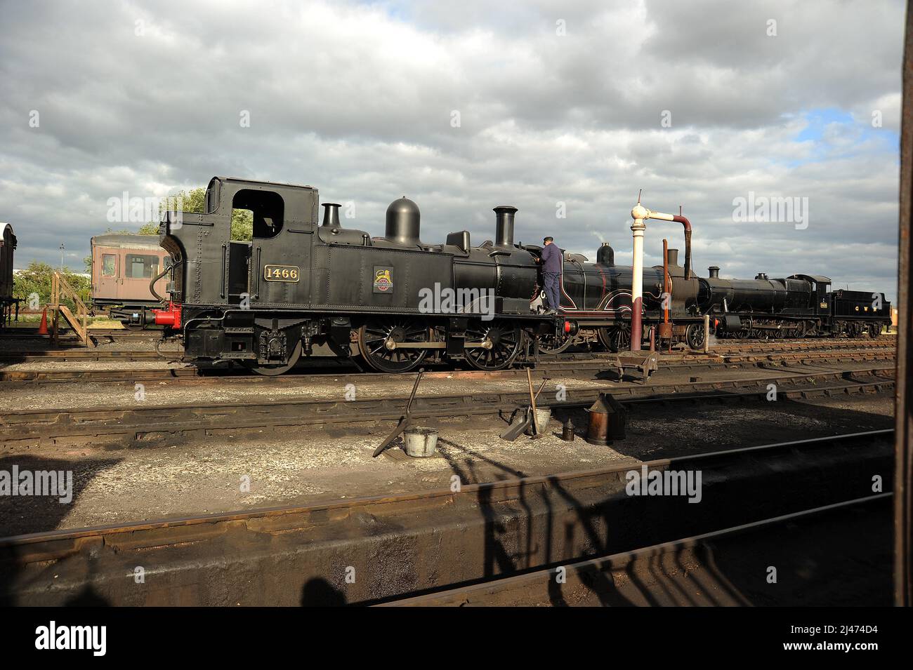 '1466', '30120' and '3822' on shed at Didcot. Stock Photo