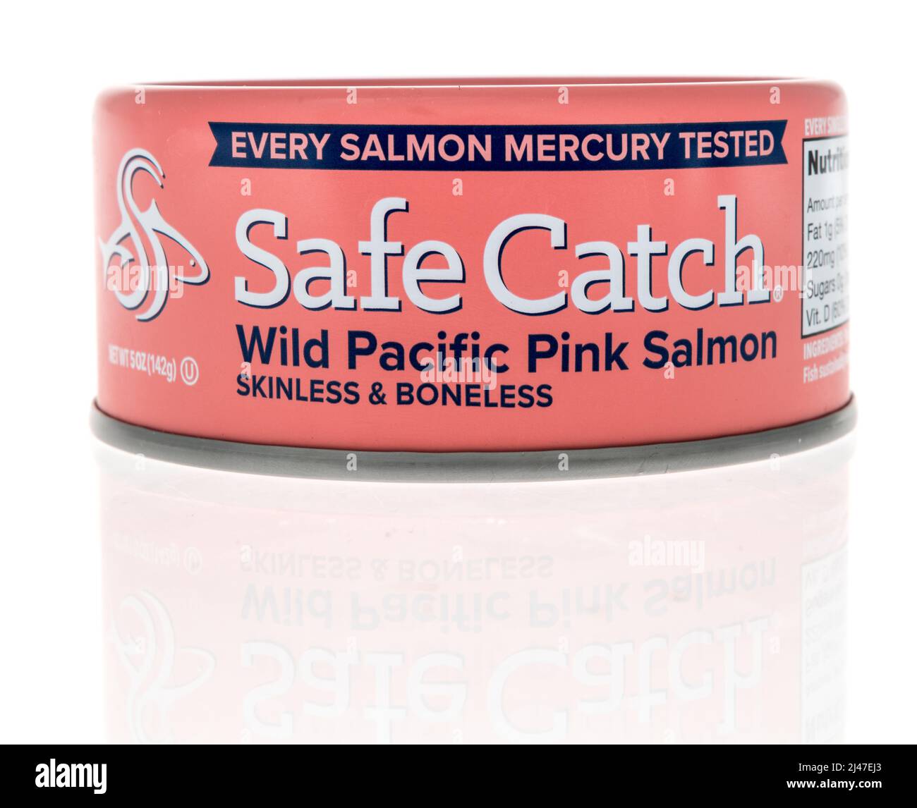 Winneconne, WI -10 April 2022: A can of Safe catch wild pacific pink salmon on an isolated background Stock Photo