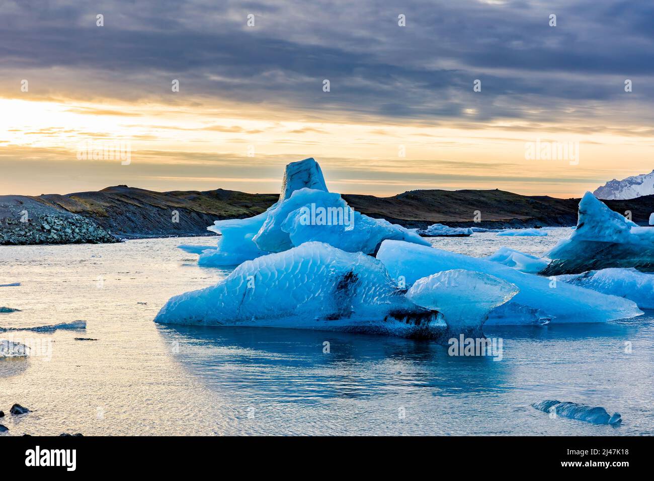 Spectacular glacial lagoon with huge floating icebergs with a winter ...