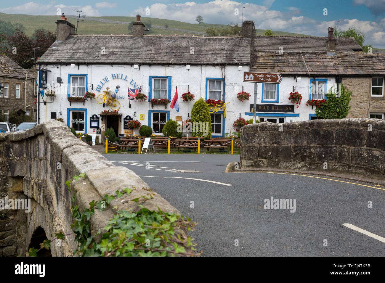 UK, England, Kettlewell, Yorkshire.  Blue Bell Inn, Pub, and Restaurant. Stock Photo