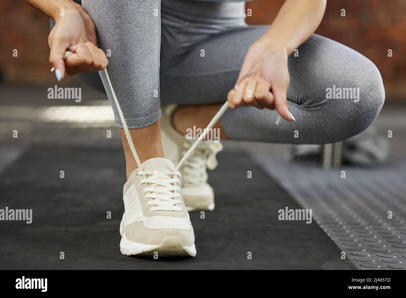 Master How To Tie Shoe Laces Quickly: 5 Fast Techniques For 1-Second ...