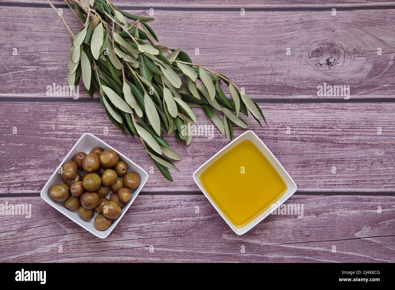 Olive oil dish above hi-res stock photography and images - Alamy