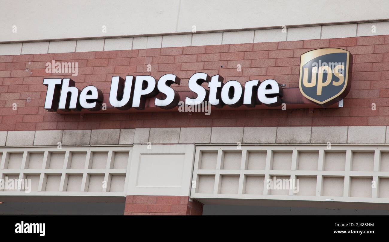 The UPS Store specializing in package pickup and delivery. St Paul Minnesota MN USA Stock Photo